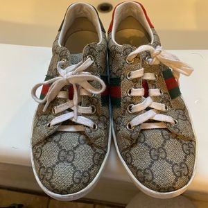 Gucci shoes for kids size 32